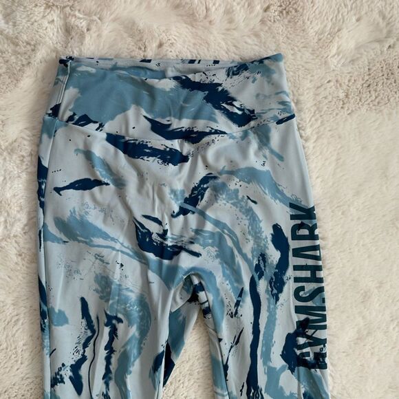 GYMSHARK Light Blue Marble Print ruched bum Power Leggings - Picture 5 of 7